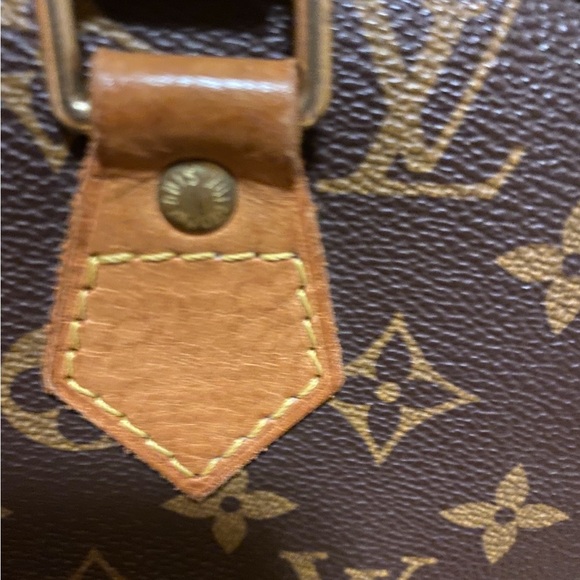 Authentic Louis Vuitton Monogram Alma
PM Bag in good condition all offers!!🥰 - Picture 11 of 16